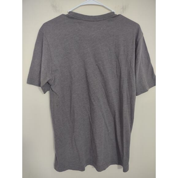 Travis Mathew Graphic Tee Shirt Size Small Casual Lightweight Preppy - Picture 4 of 4